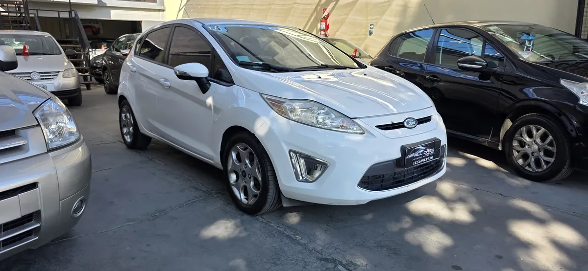 
								Ford Fiesta Kinetic 1.6 Design 120cv Titanium full									